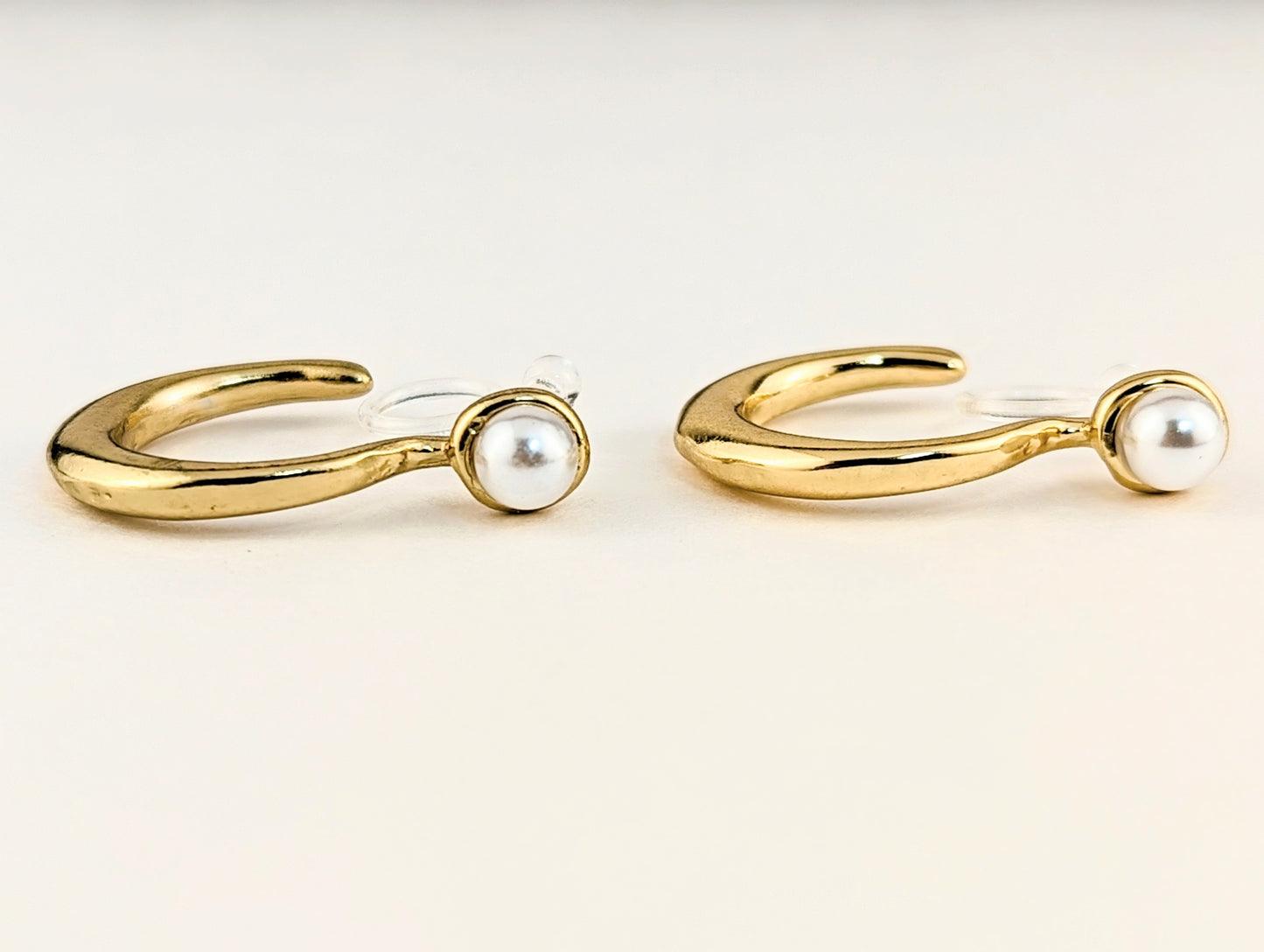 Pearl Gold Hook Clip-on Earrings
