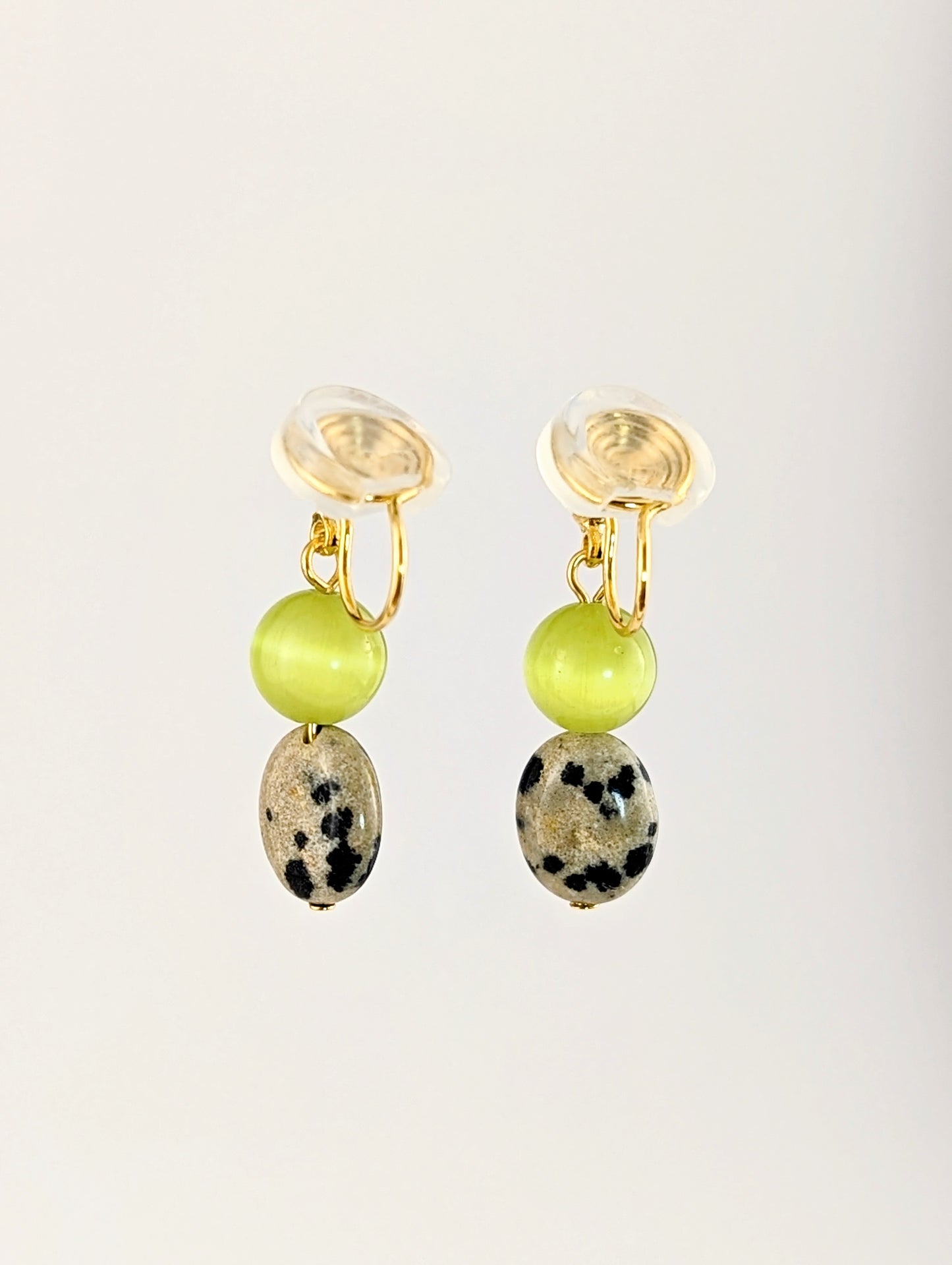 Stone Breeze White Green Dangle Clip-on Earrings