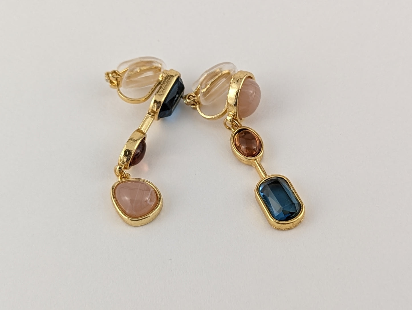 Glamor Mismatched Dangle Clip-on Earrings