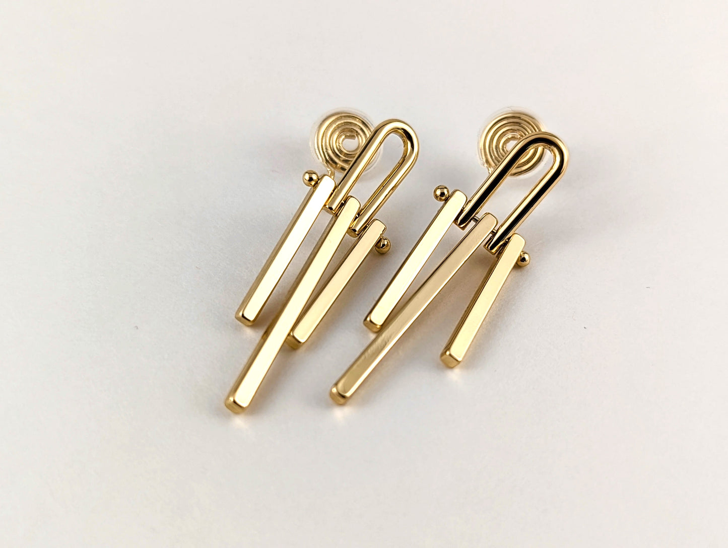 Sleek Link Gold Clip-on Earrings