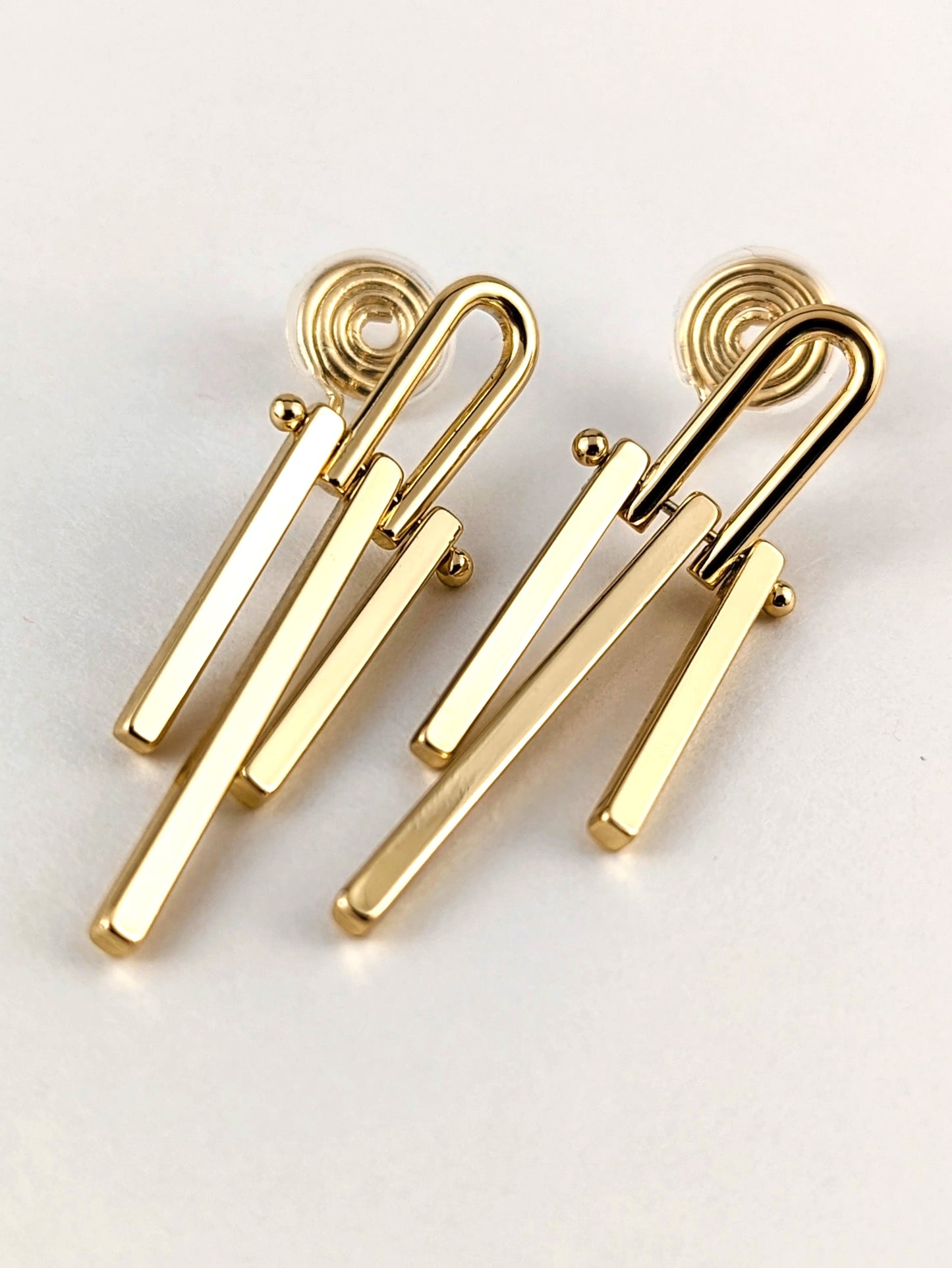 Sleek Link Gold Clip-on Earrings