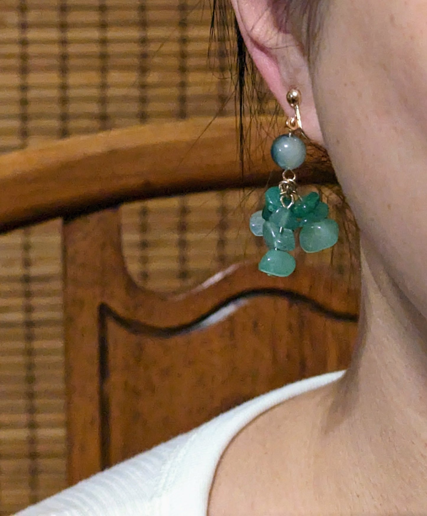 Stone Green Forest Dangle Clip-on Earrings