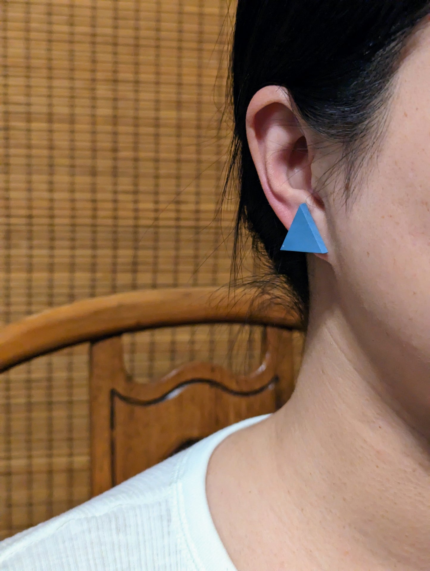 Geo Mismatched Clip-on Earrings in Blue & Pink