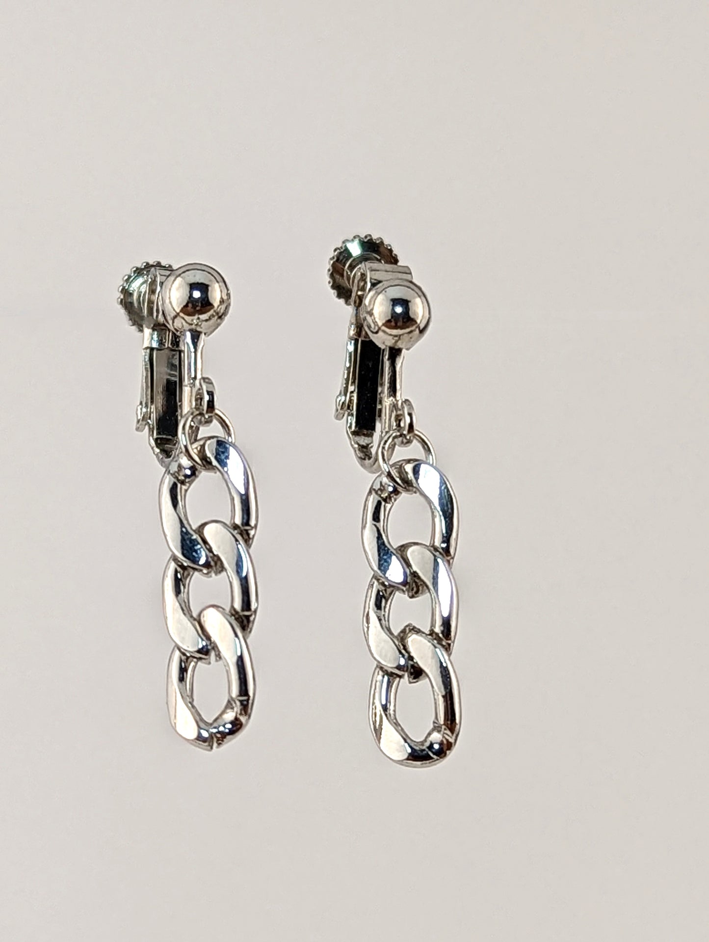 Chain-link Dangle Clip-on Earrings in Silver