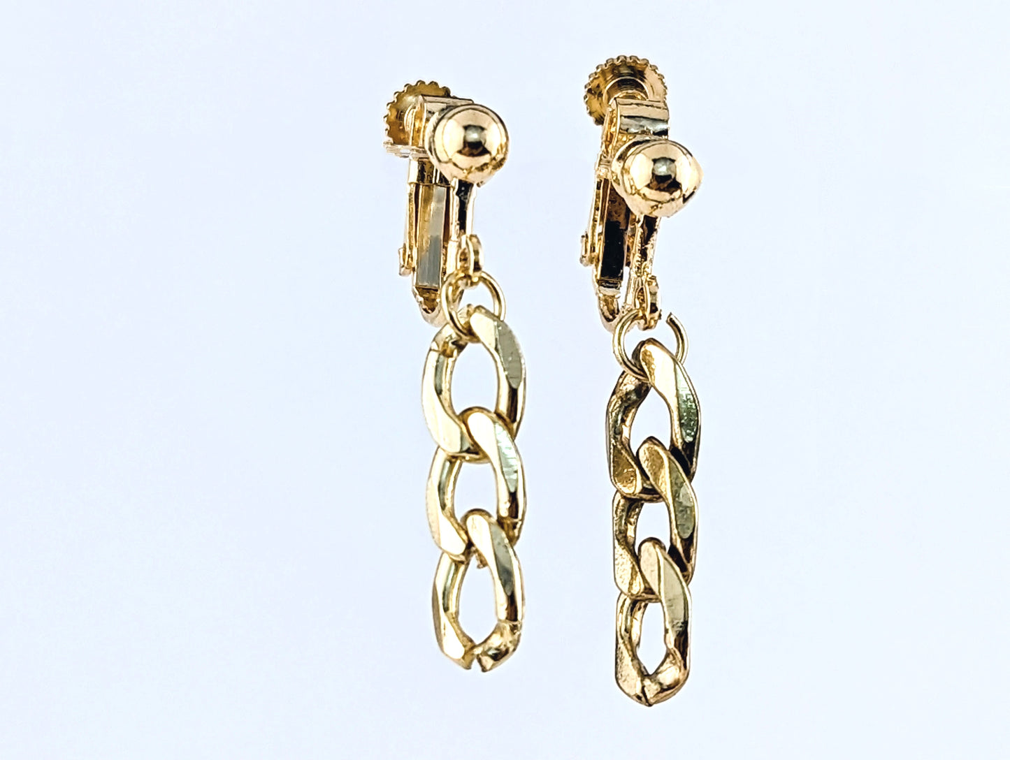 Chain-link Dangle Clip-on Earrings in Gold